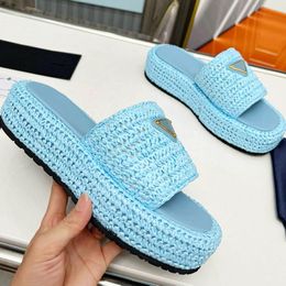Summer Designer Women Slippers Crochet Flatform Slides Pool Slip On Sandal Black Nude Blue Pink White Casual Sandals Shoes Lady Beach Walking Slipper Shoe