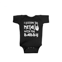 Rompers I listen to my mother and fathers metal baby tight fitting clothes cotton baby short sleeved jumpsuit baby boy and girl clothingL240514L240502