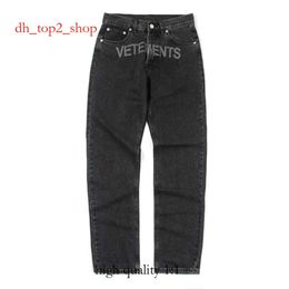 Vetements Pants Mens Designer Pants Jeans Men Real S Top Quality Men Women Survetements Designer Jeans Fashion Pants Embroidered Lettered 5767