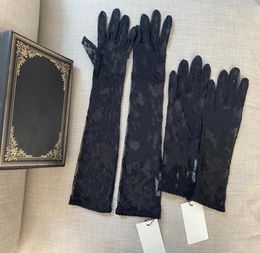 Black Tulle Gloves For Women Designer Ladies Letters Print Embroidered Lace Driving Mittens for Women Ins Fashion Thin Party Glove7699357