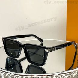 luxury designer louiseities Sunglasses Flower Lens men Sunglasses with real Letter Sun Glasses Unisex Travelling louisvuiotton Sunglases Black Grey with box 894