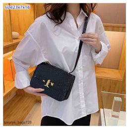 Luxury Handbag Designer Women's Bag New Fashion Beancurd Block Small Square Bag Solid Colour Single Shoulder Crossbody Bag Women's Hold Bag Underarm Bag 9HY8