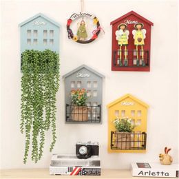 Decorative Plates Creative Iron Shelf Wooden House Wall Storage Rack Bedroom Living Room Metal Shelves For Keys Phone Holder Home Decor