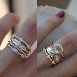 Wedding Rings 4 pieces/set of geometric gold combination circular zircon crystal ring set for womens engagement party rings handmade Jewellery Q240514