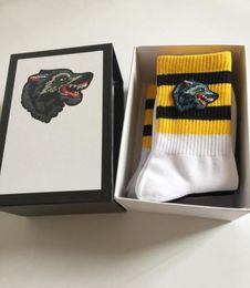 4 PairBox Animal Head Mens Socks Four Pairs Fashion Sports Socks Wolf Embroidery Leisure Cotton Man Socks Gift Box Set TRDJZS2662077