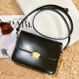 Vintage classic flap Womens fashion hobo 2 sizes Designers tote bag handbags baguette messenger Shoulder crossbody Bag mens leather clutch 7a travel bags