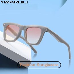 Yimaruili Fashion Trend TR90 Polariserad Driving Retro Square Stor storlek Optiska recept Solglasögon Män och kvinnor L2405