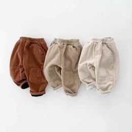 Trousers Winter New Baby Wool Trousers Boys and Girls Corduroy Warm Pants with Velvet Thick Baby Vintage Casual Pants Childrens Clothing d240517