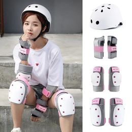 Kids Adults Roller Skating Skateboarding Rock Climbing Cycling Protective Gear Helmet Knee Elbow Wrist Pads Protector 240517