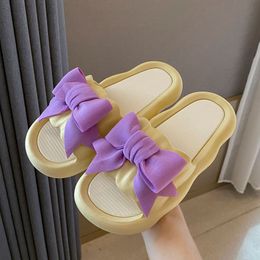 2024 Kadın Terlikleri Yay Soğuk Terlik Kadın Moda Out Giyim Anti Slip Slippers Kadınlar