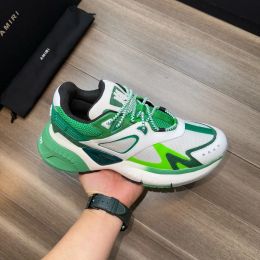 Tasarımcı Yeni Varış Güzel Erkek Tasarımcı Harika Sneaker Sıradan Tasarımcı Ayakkabı Yüksek Kaliteli Erkek Ayakkabı Spor ayakkabı spor ayakkabılar EU Boyutu 39-44