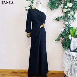 Party Dresses One Shoulder Long Sleeve Black Women Evening Dress With Gold Lace Appliques Beads Split Lady Formal Gown