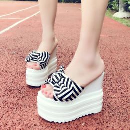 Slippers 2024 Sexy Flip-flops Women's Summer Fashion 13CM Outside Wearing Bow Everything Wedge Platform 14 Tide Women Sandal