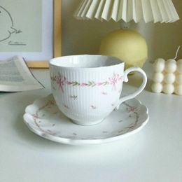 French Style Ceramic Cups Coffee Cup and Saucer Hand Pinched Retro Lace Relief Rose Bow Milk Tea Saucers Afternoon 240429