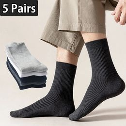 5 Pairs 100% Cotton Socks Men Black White Classic Fashion Business Casual Socks Comfortable Deodorization Mid Tube Sports Socks 240517
