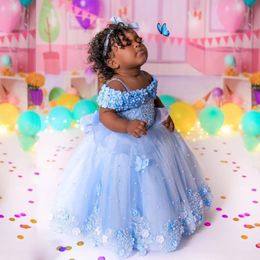 2022 Light Sky Blue Lace Flower Girl Dresses For Wedding 3D Appliqued Pearls Ball Gown Toddler Pageant Gowns Tulle Floor Length Kids Bi 227b