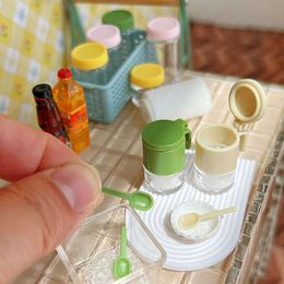 4PCS Condiment Jar 1/6 Dollhouse Miniature Mini Oil Pot Soy sauce pot for s pullip Doll House Furniture Accessories