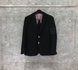 4Bar Stripe Men039s Suit Business Casual Fine Wool Cashmere Designer Blazers Men Wedding club Luxury Brand Peak Lapel Suit Coa8998845