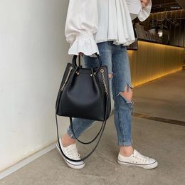 Shoulder Bags Fashion Woman PU Leather Bag Chain Rivet Soft Luxury Purses And Handbags Women Designer Bolsa Feminina Bolsos Mujer