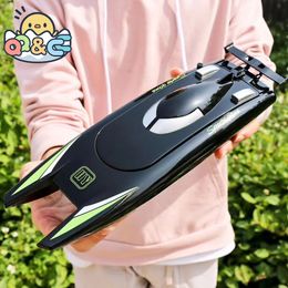 2.4G Radio Rc Boat 30Km/h Racing Boat High Speed Speedboat 20Mins Battery 2 Ch Dual Motor Waterproof Remote Control Ship Toy Boy 240516