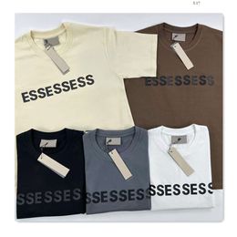 Of Fear Esse Designer T Shirt Men's Tshirts Classic Embroidered Badge Loose Cotton Small Round Neck Island Esstenial Tshirt Essentialsclothing T-Shirt Shorts 158