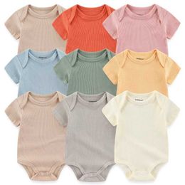 Rompers Solid color 5-piece unisex ribbon pure cotton newborn baby womens clothing set short sleeved tight fitting clothes mens summer clothing d240516
