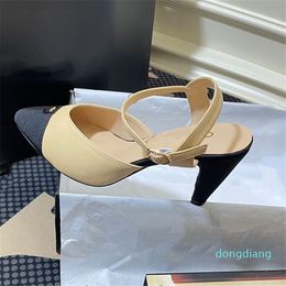 15A Chanells catene Channel C Pompe Crystal Sandali Intrecciato in pelle Twotone Bicolor Muli piatti Slingback Formale Mary Jane Bowknot Kitten