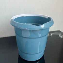 Manufacturer's direct supply of household plastic buckets, thickened plastic handles, portable buckets