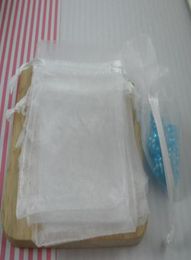 Organza Gift Bags White Colors 7 x 85cm 4 inches With Drawstring Sold Per Pkg of 100 pcs 0035831777072