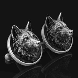 Cuff Links Mens Fashion Wolf Head Vintage Cufflinks French Shirt High Quality Cufflinks Mens Gentleman Shirt Wedding Cufflinks Gift