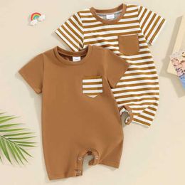 Rompers Baby boy short sleeved jumpsuit summer clothing striped round neck short sleeved pocket jumpsuit childrens baby clothing d240516