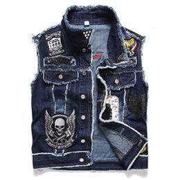 Mens Punk Style Denim Vests Skull Embroidery Sleeveless Denim Waistcoat Jacket Streetwear Hip Hop Jeans Vest 240516