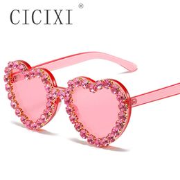 JNPCXI Vintage Pink Heart Sunglasses for Women New Brand Diamond Sun Glasses Ladies Retro Hip Hop Cool Eyewear L2405