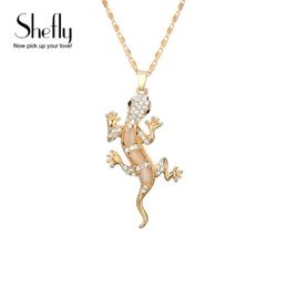 Pendant Necklaces Cute Gecko Necklace Animal Charm Viking Amulet Lizard Statement Jewelry Women Gift Antique 2021 260y