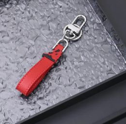 Lanyards Zinc Alloy Leather Car Key Ring Vachette Clasp Creative Simple Keychain Pendant Cars Ornament in Stock