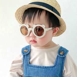 New Boys Girls Cute Morandi Colors Cartoon Bear Rainbow Round Children Baby Sunglasses UV Protection Classic Eyewear L2405