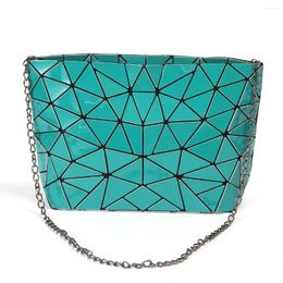 Shoulder Bags Crocrogo Women's Laser Geometric Triangle Sequin Luxury PU Leather Purse School Girls Cool Design Handbags Chains