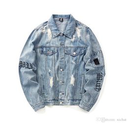 Newest mens Ripped Light Blue denim jackets coat Fashion Designer Letter Embroidery Hip Pop Streetwear Oversize panelled Jeans out2267406