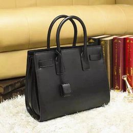 Bag Luxury Totes Message Bags Women Genuine Leather Handbags Fashion Design Top Quality Classic Ladies Shoulder With Hardware