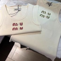 SS24 tank tops designer top fashion tanktop trendy sexy high quality embroidery sleeveless cotton wide shoulder camisole