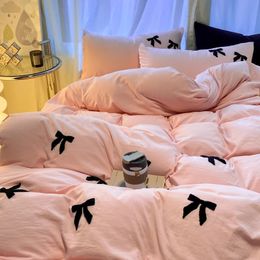 Ins Black Bowknot Bedding Set Pink Duvet Cover Flat Sheet Single Double Size Princess Bed Linen Girls Washed Cotton Quilt Cover 240517
