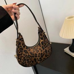 Shoulder Bags Crescent-shaped Underarm Bag For Women Brown Black Leopard Handbag Clutch Female Vintage PU Leather Crossbody Versatile