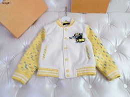 Jackets Brand designer toddler jacket Embroidered logo Autumn kids coat Size 100150 Multi Colour stitching design baby clothes Nov10