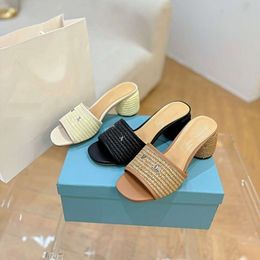 Luxury Block heel slipper raffias Straw high heeled Slippers 5cm chunky heels Summer platform sandal traingle Brand Women Slide Outdoor Mules dress shoes