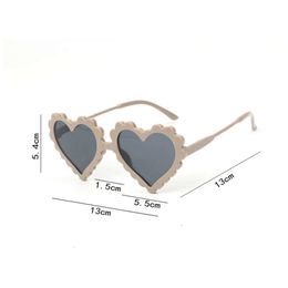 Cartoon Heart Suower Sunglasses New Trend Girls Boy Children Outdoor Sport Round UV400 Sun Glasses Classic Kids Goggles