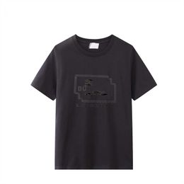 T-shirt maschile Summer Men Thirt Tshirt Cotton Designers Short Short Chave Chave Hip Hop Streetwear Maglietta maglietta da uomo abbigliamento da uomo