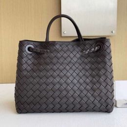 Designer Bag Tote Bag 2024 New woven women's portable Single shoulder crossbody bag laptop bag