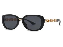 Sunglasses European And American Fashion Street Pography Large Frame Square Metal Foot Women039s SunglassesSunglasses1587560