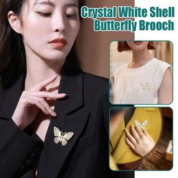 Brooches Pearl Crystal White Shell Butterfly Brooch Insect Rhinestone Elegant Pins Corsage Women's Jewellery E5D7