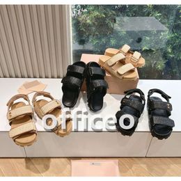 Summer Designer Latest Women's Woven Straw Sandals Metal Technology Gold M-shaped Beach Flip-flops Letters Fashion Luxury Brand Slippers Sizes 35-40
